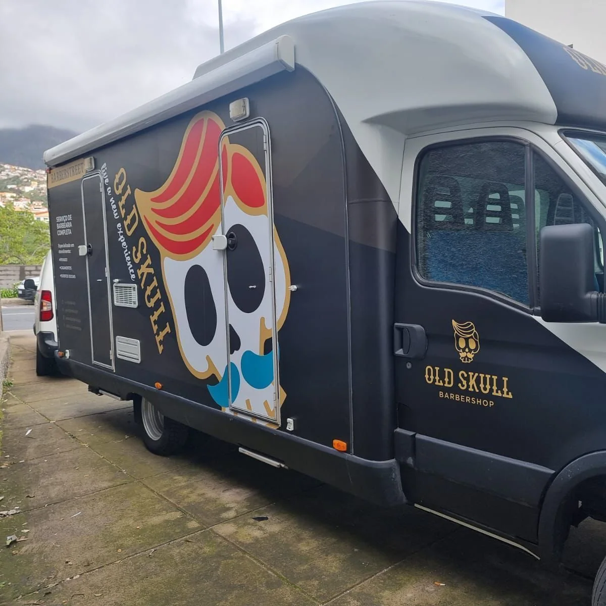 Carrinha Old Skull Street BarberShop em Porto Santo